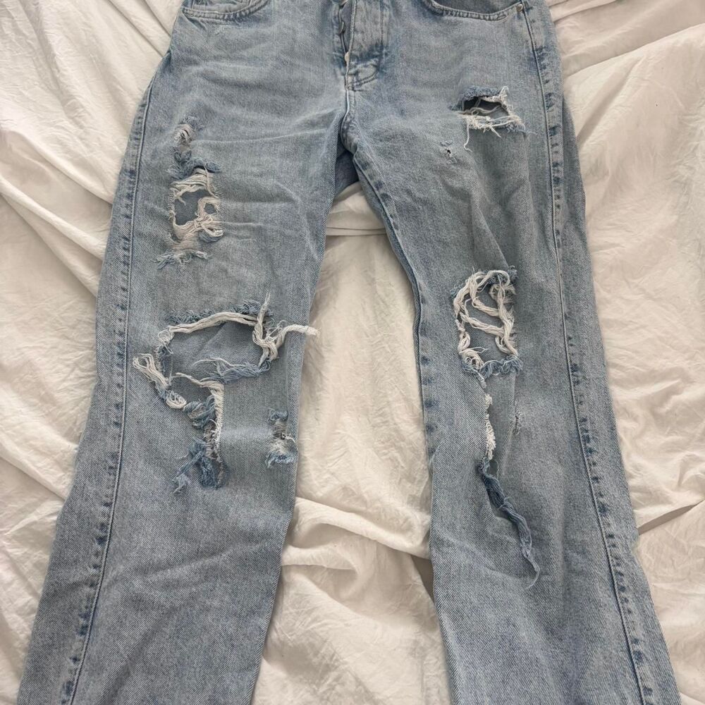 ZARA Light Wash Straight High Waisted Sz 6 Women's Blue Jeans Ripped